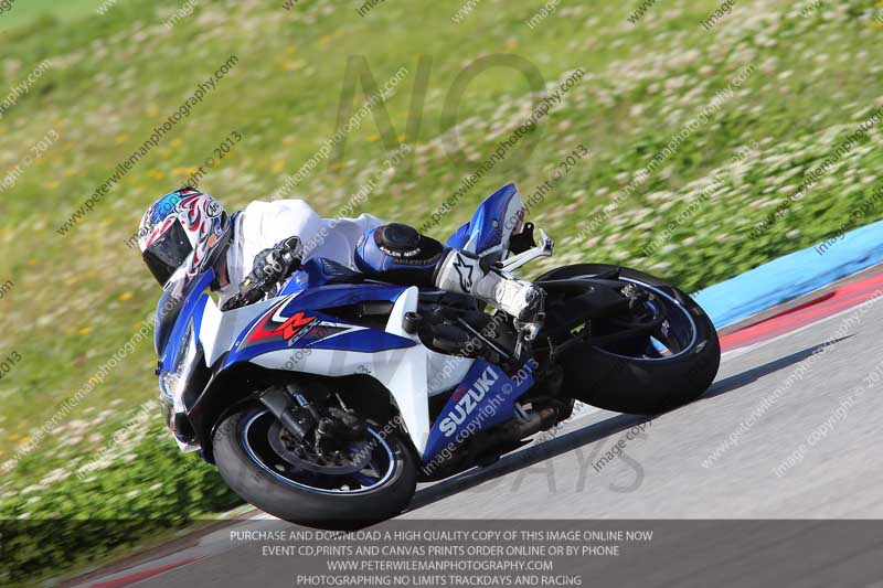march 2010;motorbikes;no limits;peter wileman photography;portimao;portugal;trackday;trackday digital images