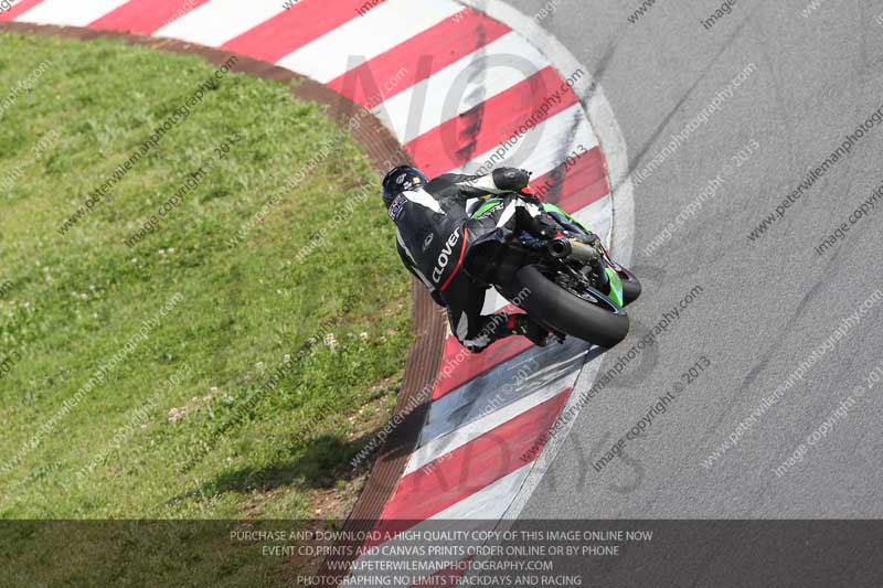 march 2010;motorbikes;no limits;peter wileman photography;portimao;portugal;trackday;trackday digital images