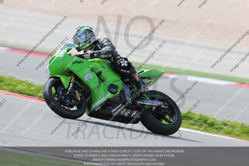 march 2010;motorbikes;no limits;peter wileman photography;portimao;portugal;trackday;trackday digital images