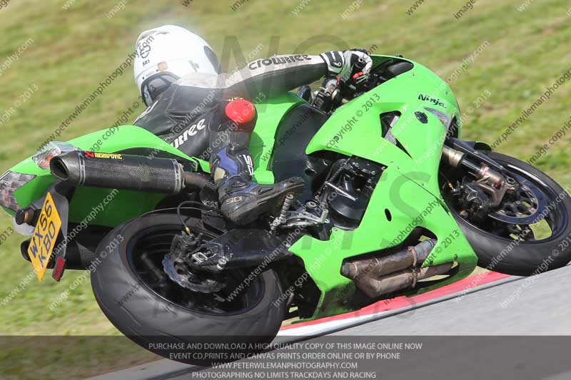 march 2010;motorbikes;no limits;peter wileman photography;portimao;portugal;trackday;trackday digital images