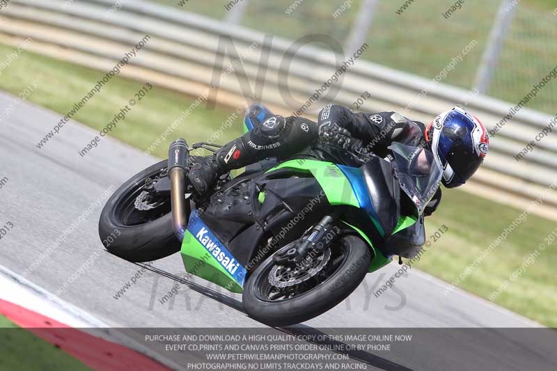 march 2010;motorbikes;no limits;peter wileman photography;portimao;portugal;trackday;trackday digital images