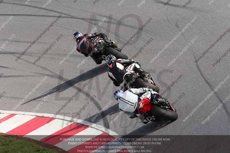 march 2010;motorbikes;no limits;peter wileman photography;portimao;portugal;trackday;trackday digital images