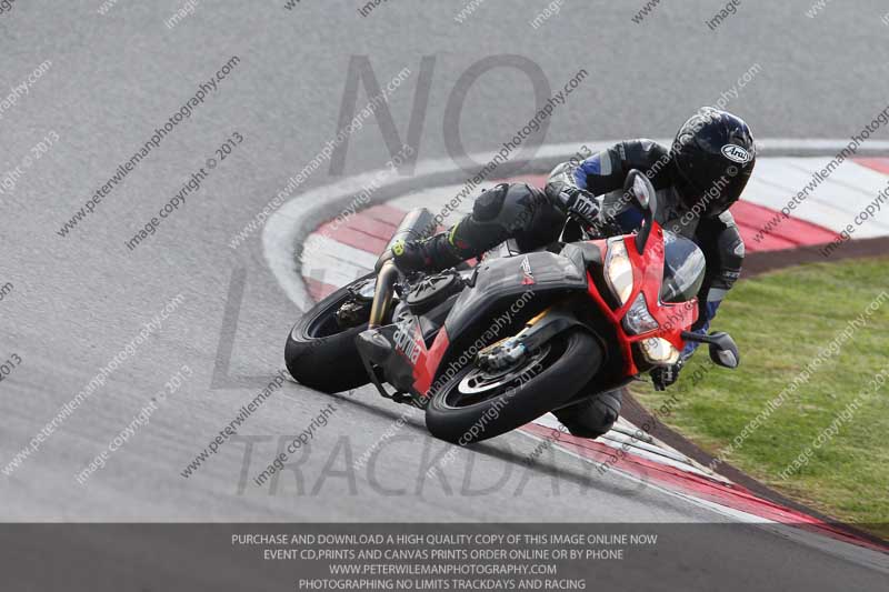 march 2010;motorbikes;no limits;peter wileman photography;portimao;portugal;trackday;trackday digital images