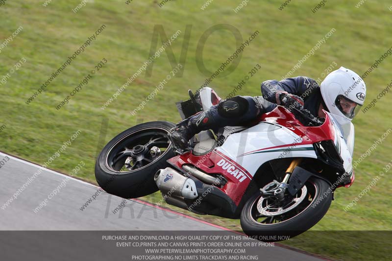 march 2010;motorbikes;no limits;peter wileman photography;portimao;portugal;trackday;trackday digital images