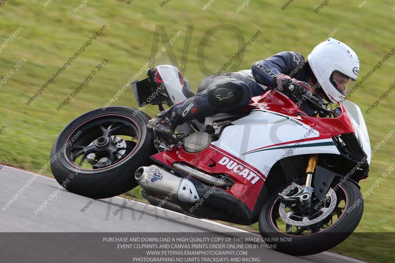 march 2010;motorbikes;no limits;peter wileman photography;portimao;portugal;trackday;trackday digital images