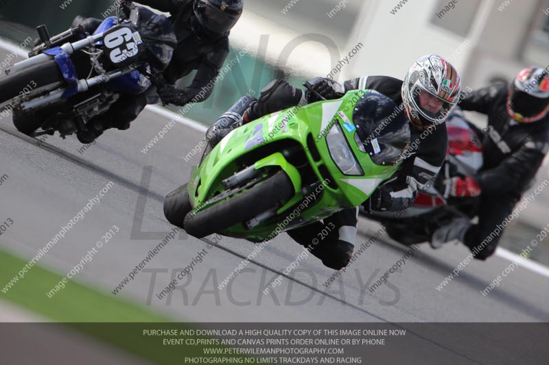 march 2010;motorbikes;no limits;peter wileman photography;portimao;portugal;trackday;trackday digital images