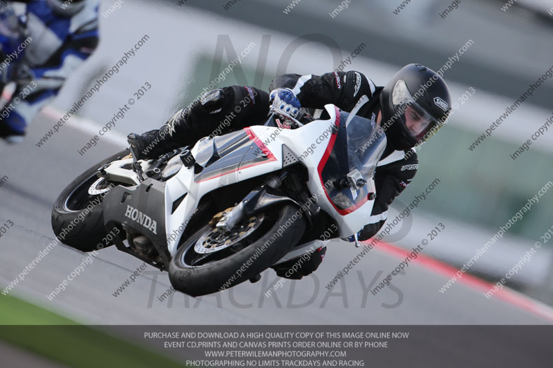 march 2010;motorbikes;no limits;peter wileman photography;portimao;portugal;trackday;trackday digital images