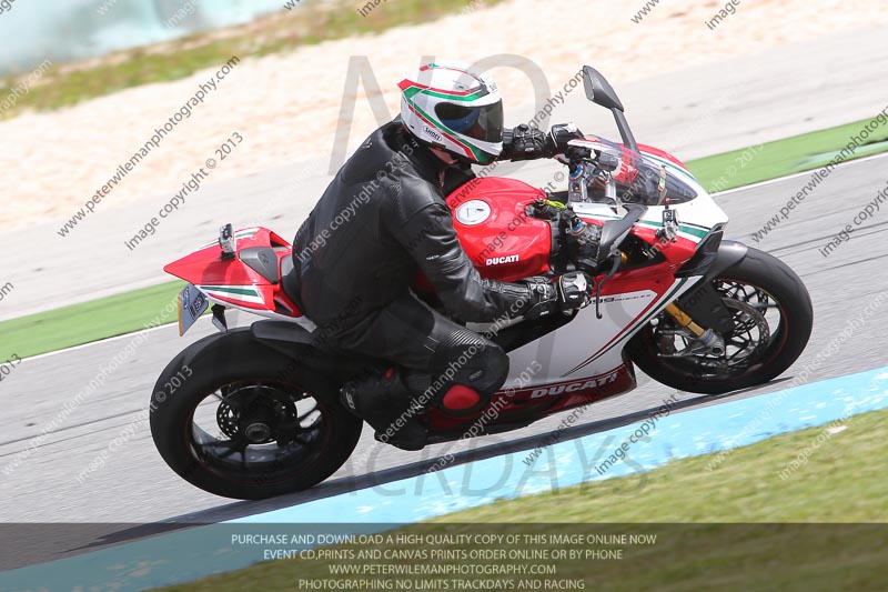 march 2010;motorbikes;no limits;peter wileman photography;portimao;portugal;trackday;trackday digital images