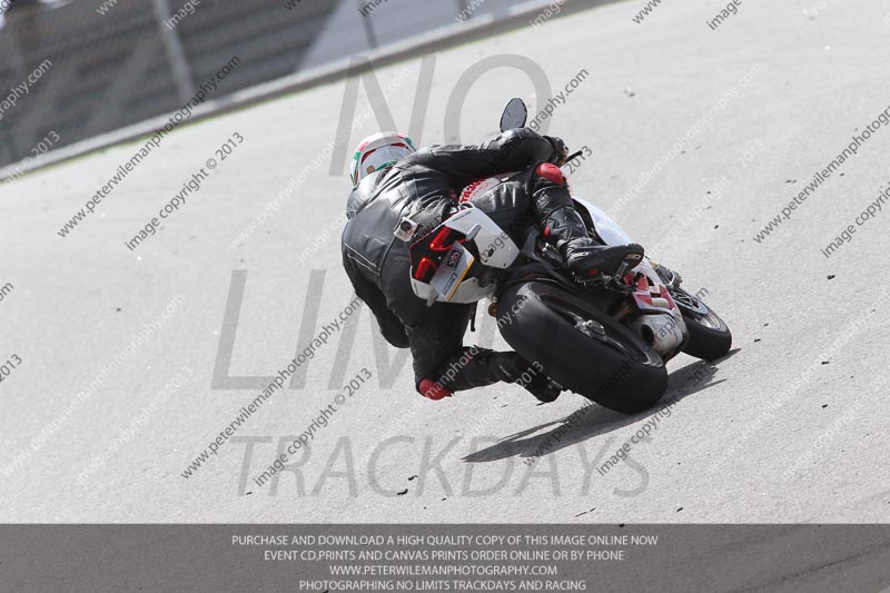 march 2010;motorbikes;no limits;peter wileman photography;portimao;portugal;trackday;trackday digital images