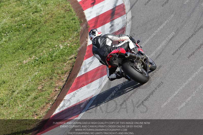 march 2010;motorbikes;no limits;peter wileman photography;portimao;portugal;trackday;trackday digital images