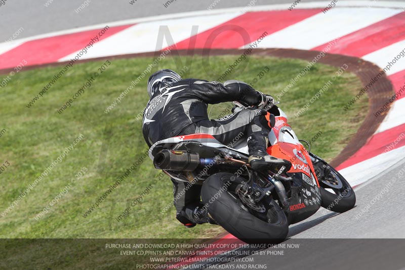 march 2010;motorbikes;no limits;peter wileman photography;portimao;portugal;trackday;trackday digital images