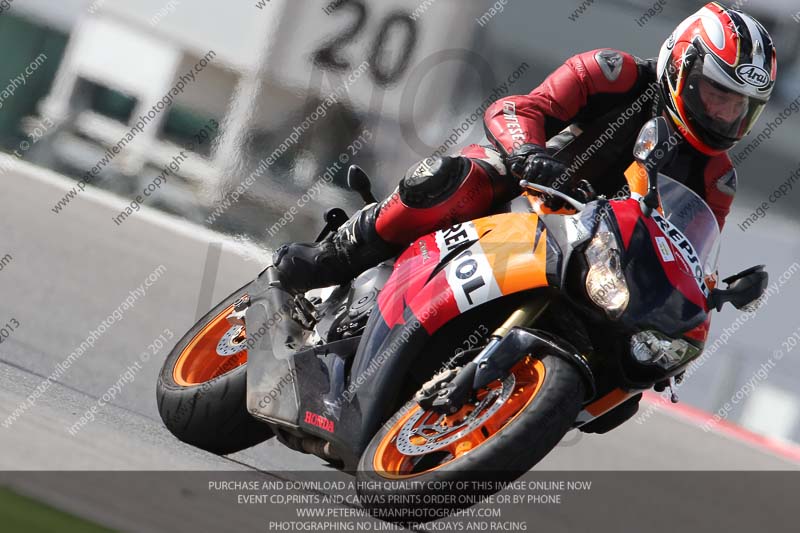 march 2010;motorbikes;no limits;peter wileman photography;portimao;portugal;trackday;trackday digital images