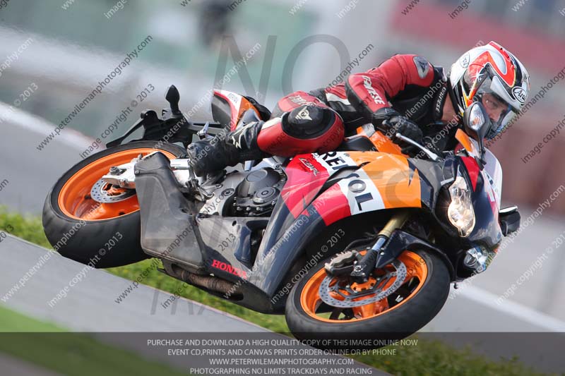 march 2010;motorbikes;no limits;peter wileman photography;portimao;portugal;trackday;trackday digital images
