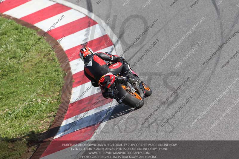 march 2010;motorbikes;no limits;peter wileman photography;portimao;portugal;trackday;trackday digital images