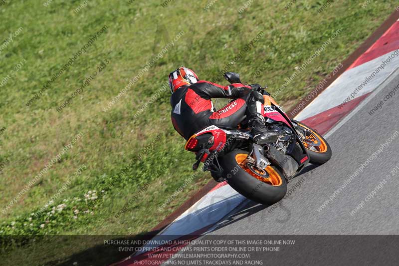 march 2010;motorbikes;no limits;peter wileman photography;portimao;portugal;trackday;trackday digital images