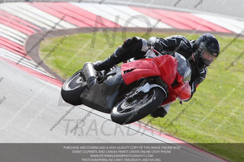 march 2010;motorbikes;no limits;peter wileman photography;portimao;portugal;trackday;trackday digital images