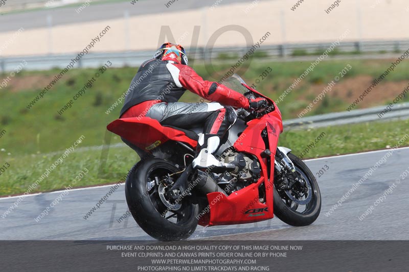 march 2010;motorbikes;no limits;peter wileman photography;portimao;portugal;trackday;trackday digital images