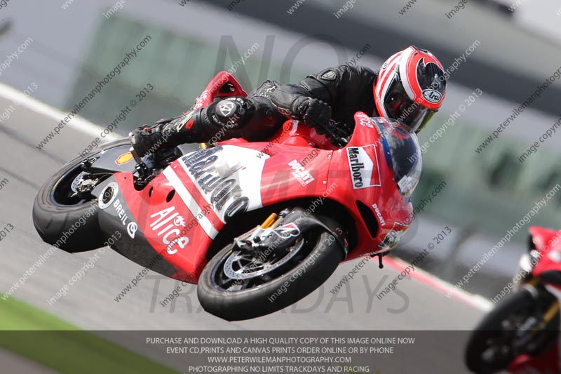 march 2010;motorbikes;no limits;peter wileman photography;portimao;portugal;trackday;trackday digital images