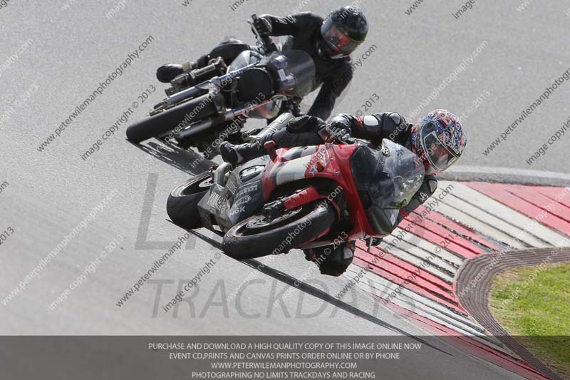 march 2010;motorbikes;no limits;peter wileman photography;portimao;portugal;trackday;trackday digital images