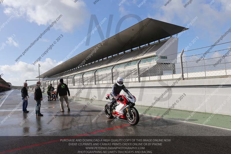 march 2010;motorbikes;no limits;peter wileman photography;portimao;portugal;trackday;trackday digital images
