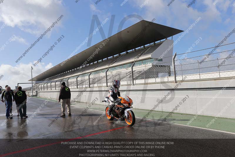 march 2010;motorbikes;no limits;peter wileman photography;portimao;portugal;trackday;trackday digital images