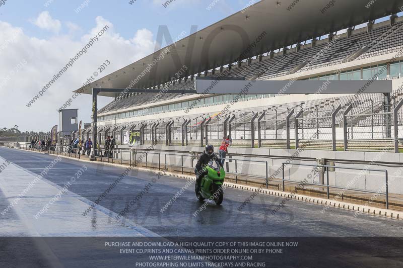 march 2010;motorbikes;no limits;peter wileman photography;portimao;portugal;trackday;trackday digital images