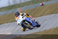 600 Newcomers Blue/White Bikes