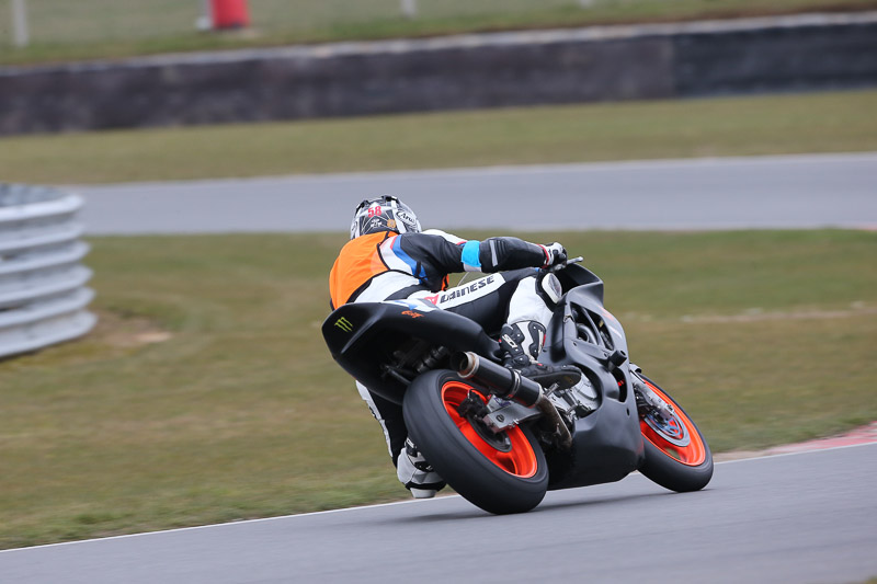 enduro digital images;event digital images;eventdigitalimages;no limits trackdays;peter wileman photography;racing digital images;snetterton;snetterton no limits trackday;snetterton photographs;snetterton trackday photographs;trackday digital images;trackday photos