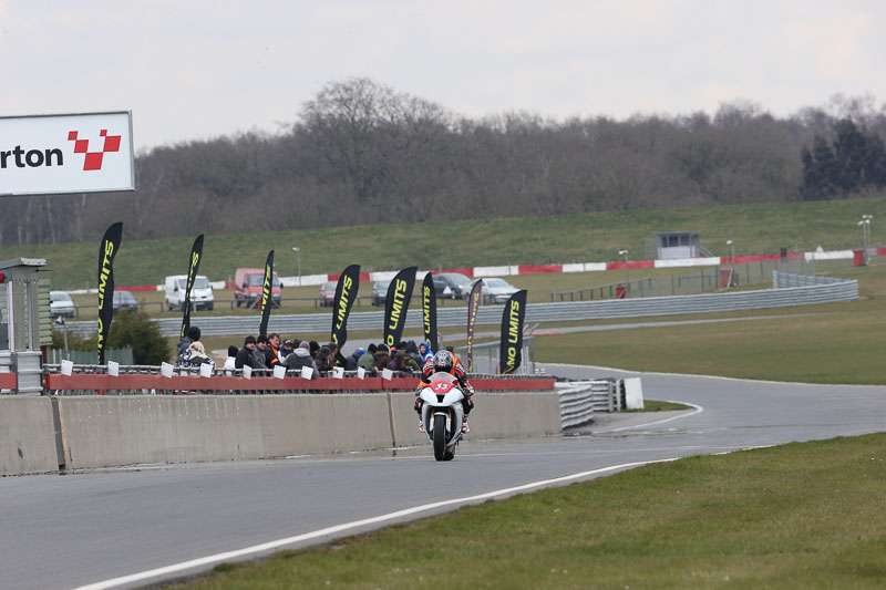 enduro digital images;event digital images;eventdigitalimages;no limits trackdays;peter wileman photography;racing digital images;snetterton;snetterton no limits trackday;snetterton photographs;snetterton trackday photographs;trackday digital images;trackday photos