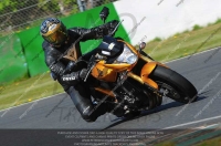 Inter Green/Yellow Bikes