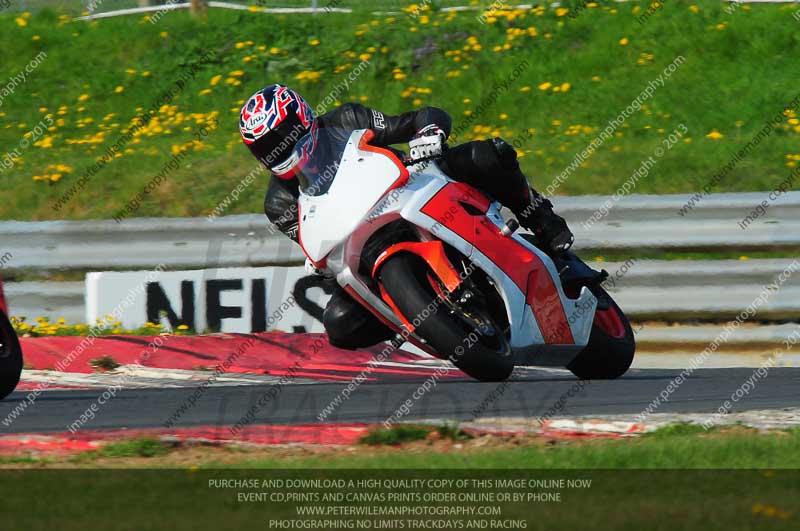 enduro digital images;event digital images;eventdigitalimages;no limits trackdays;peter wileman photography;racing digital images;snetterton;snetterton no limits trackday;snetterton photographs;snetterton trackday photographs;trackday digital images;trackday photos
