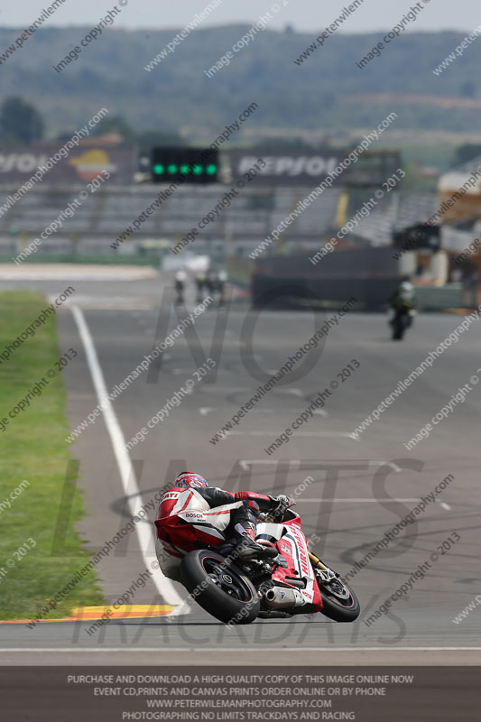 may 2013;motorbikes;no limits;peter wileman photography;portugal;trackday digital images;valencia