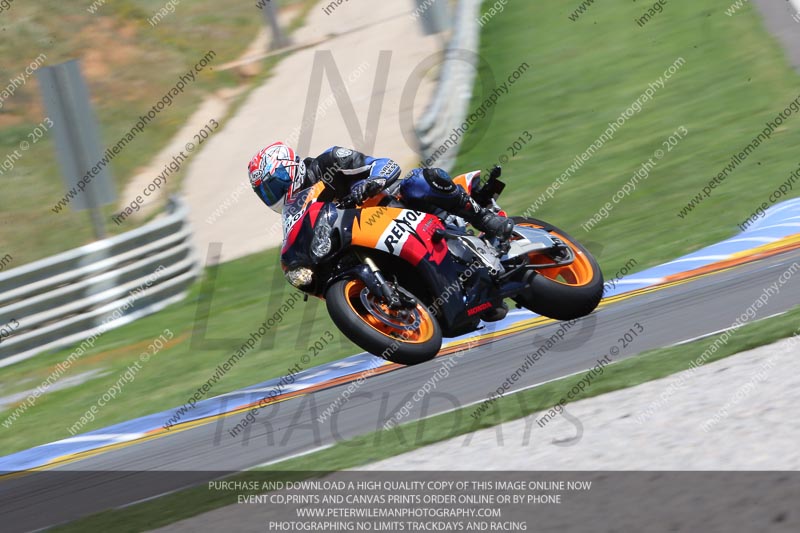 may 2013;motorbikes;no limits;peter wileman photography;portugal;trackday digital images;valencia
