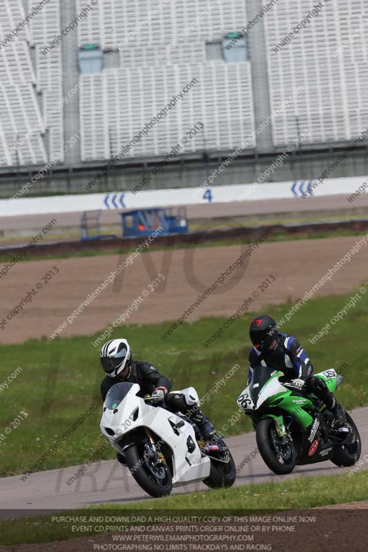 Rockingham no limits trackday;enduro digital images;event digital images;eventdigitalimages;no limits trackdays;peter wileman photography;racing digital images;rockingham raceway northamptonshire;rockingham trackday photographs;trackday digital images;trackday photos