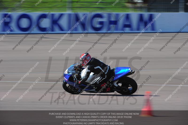 Rockingham no limits trackday;enduro digital images;event digital images;eventdigitalimages;no limits trackdays;peter wileman photography;racing digital images;rockingham raceway northamptonshire;rockingham trackday photographs;trackday digital images;trackday photos