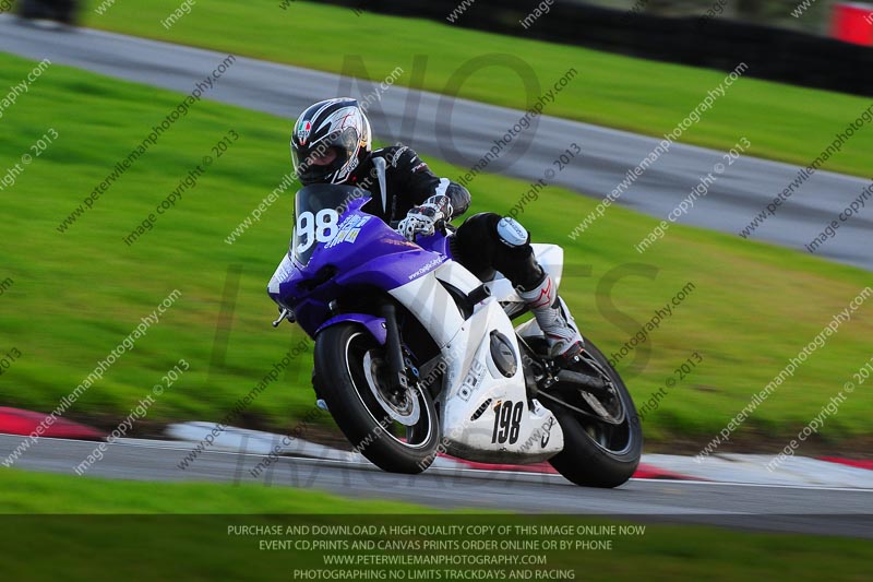 cadwell no limits trackday;cadwell park;cadwell park photographs;cadwell trackday photographs;enduro digital images;event digital images;eventdigitalimages;no limits trackdays;peter wileman photography;racing digital images;trackday digital images;trackday photos