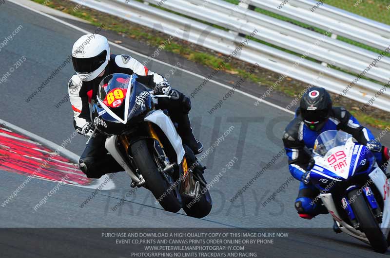 enduro digital images;event digital images;eventdigitalimages;no limits trackdays;oulton no limits trackday;oulton park cheshire;oulton trackday photographs;peter wileman photography;racing digital images;trackday digital images;trackday photos
