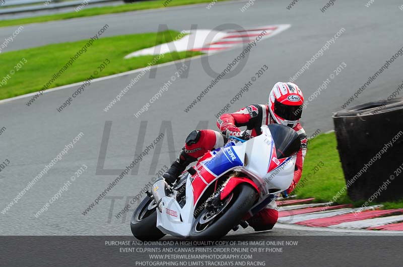 enduro digital images;event digital images;eventdigitalimages;no limits trackdays;oulton no limits trackday;oulton park cheshire;oulton trackday photographs;peter wileman photography;racing digital images;trackday digital images;trackday photos