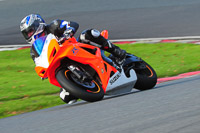 enduro-digital-images;event-digital-images;eventdigitalimages;no-limits-trackdays;oulton-no-limits-trackday;oulton-park-cheshire;oulton-trackday-photographs;peter-wileman-photography;racing-digital-images;trackday-digital-images;trackday-photos