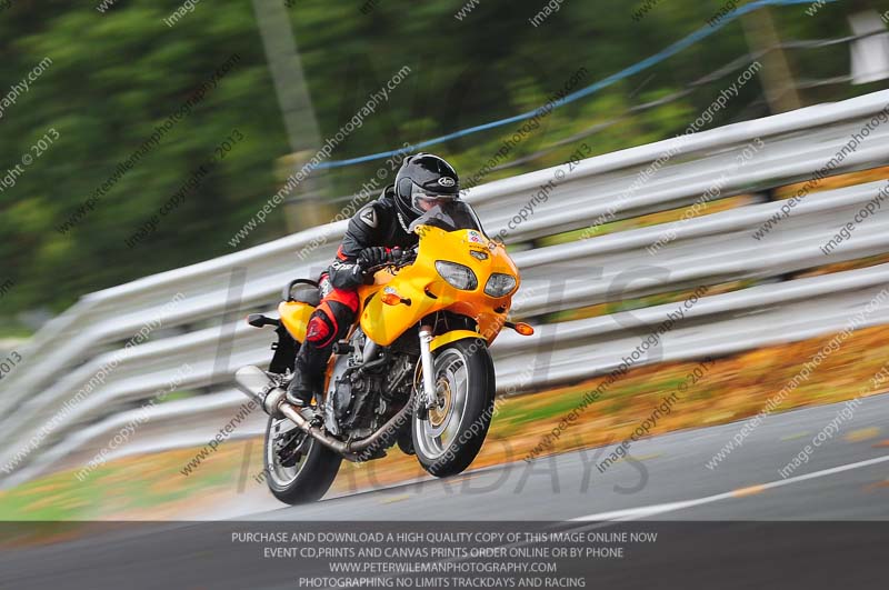 enduro digital images;event digital images;eventdigitalimages;no limits trackdays;oulton no limits trackday;oulton park cheshire;oulton trackday photographs;peter wileman photography;racing digital images;trackday digital images;trackday photos