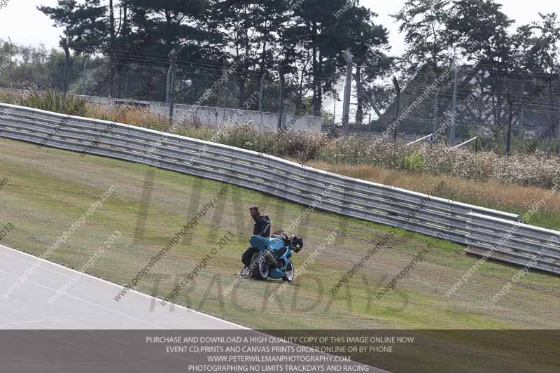 donington no limits trackday;donington park photographs;donington trackday photographs;no limits trackdays;peter wileman photography;trackday digital images;trackday photos