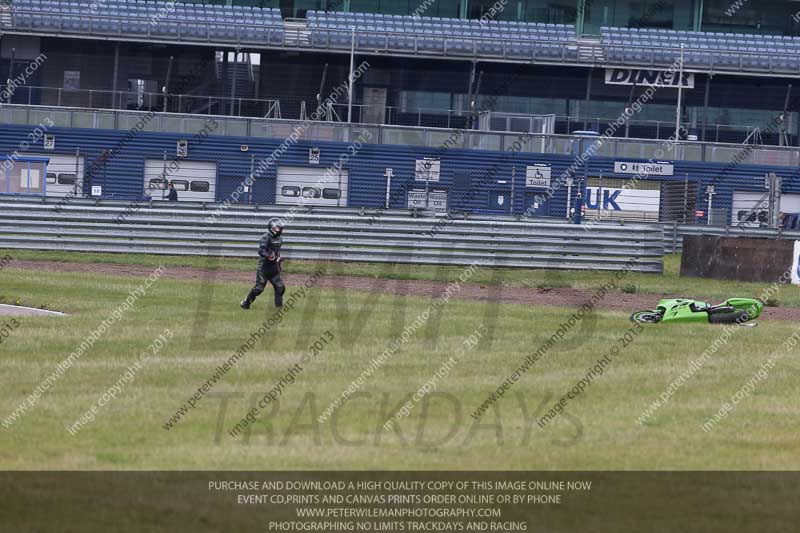 Rockingham no limits trackday;enduro digital images;event digital images;eventdigitalimages;no limits trackdays;peter wileman photography;racing digital images;rockingham raceway northamptonshire;rockingham trackday photographs;trackday digital images;trackday photos