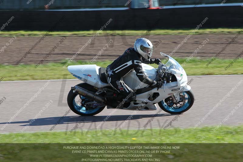 Rockingham no limits trackday;enduro digital images;event digital images;eventdigitalimages;no limits trackdays;peter wileman photography;racing digital images;rockingham raceway northamptonshire;rockingham trackday photographs;trackday digital images;trackday photos