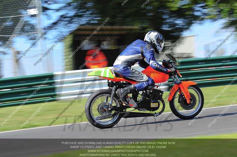 cadwell no limits trackday;cadwell park;cadwell park photographs;cadwell trackday photographs;enduro digital images;event digital images;eventdigitalimages;no limits trackdays;peter wileman photography;racing digital images;trackday digital images;trackday photos