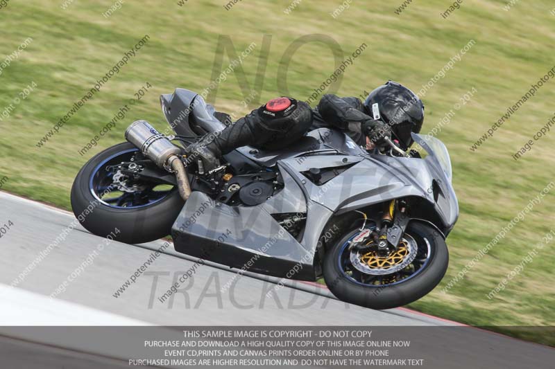 motorbikes;no limits;october 2013;peter wileman photography;portimao;portugal;trackday digital images
