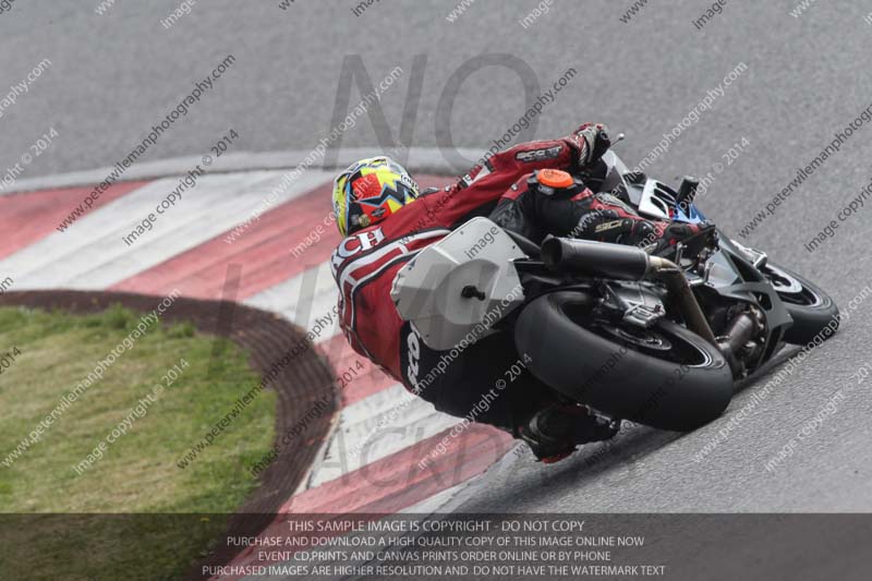 motorbikes;no limits;october 2013;peter wileman photography;portimao;portugal;trackday digital images
