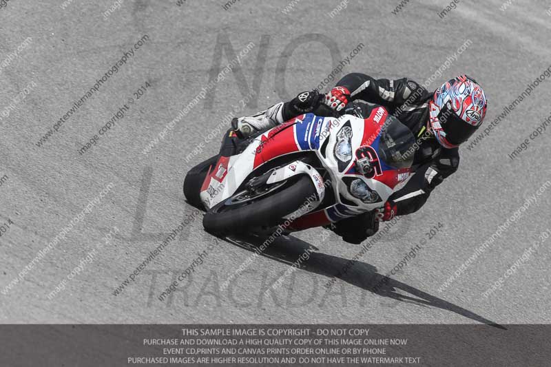 motorbikes;no limits;october 2013;peter wileman photography;portimao;portugal;trackday digital images