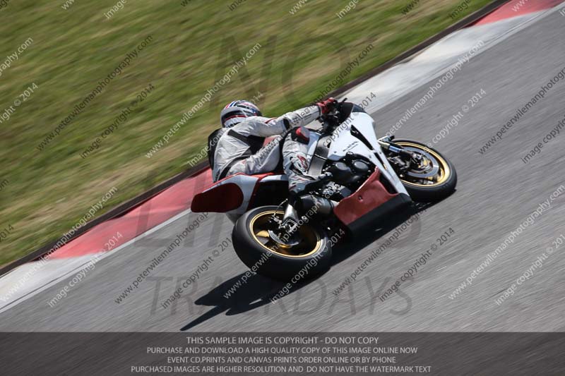 motorbikes;no limits;october 2013;peter wileman photography;portimao;portugal;trackday digital images