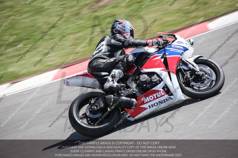 motorbikes;no limits;october 2013;peter wileman photography;portimao;portugal;trackday digital images