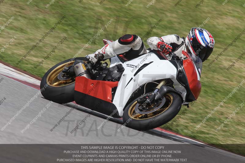motorbikes;no limits;october 2013;peter wileman photography;portimao;portugal;trackday digital images
